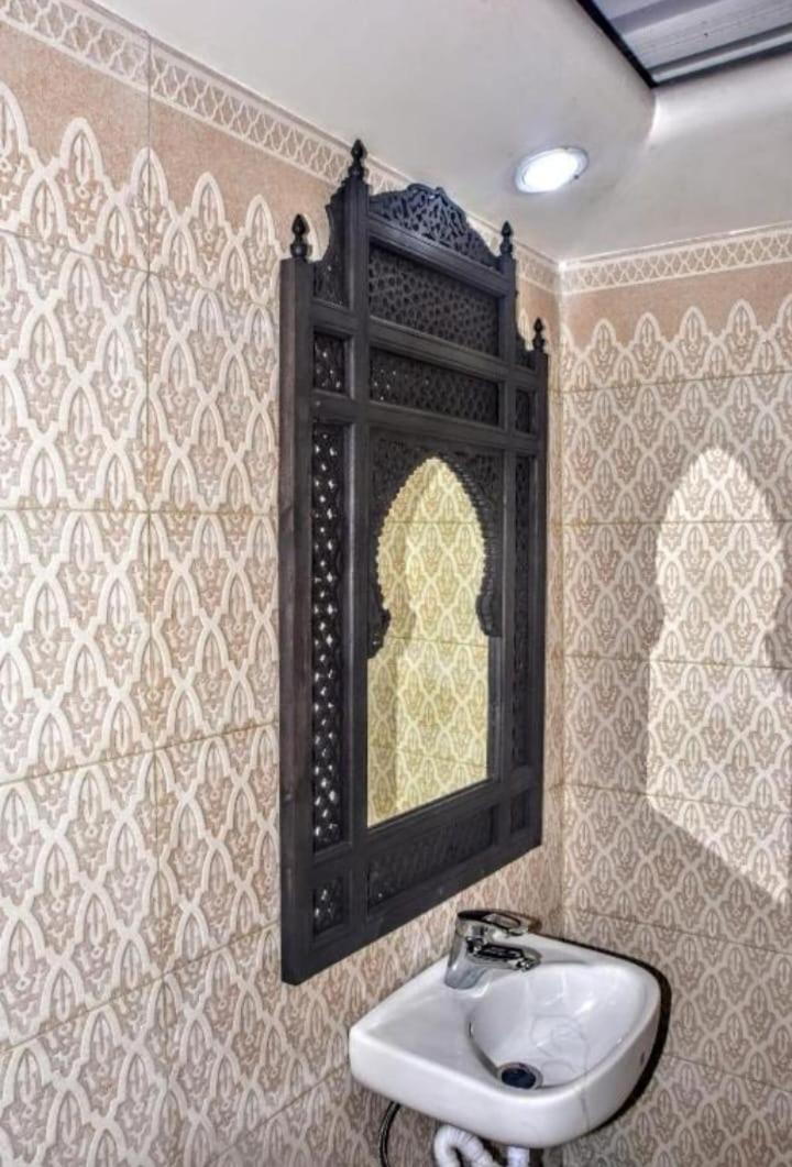Riad Razoli Sidi Daoui Rabat Luaran gambar